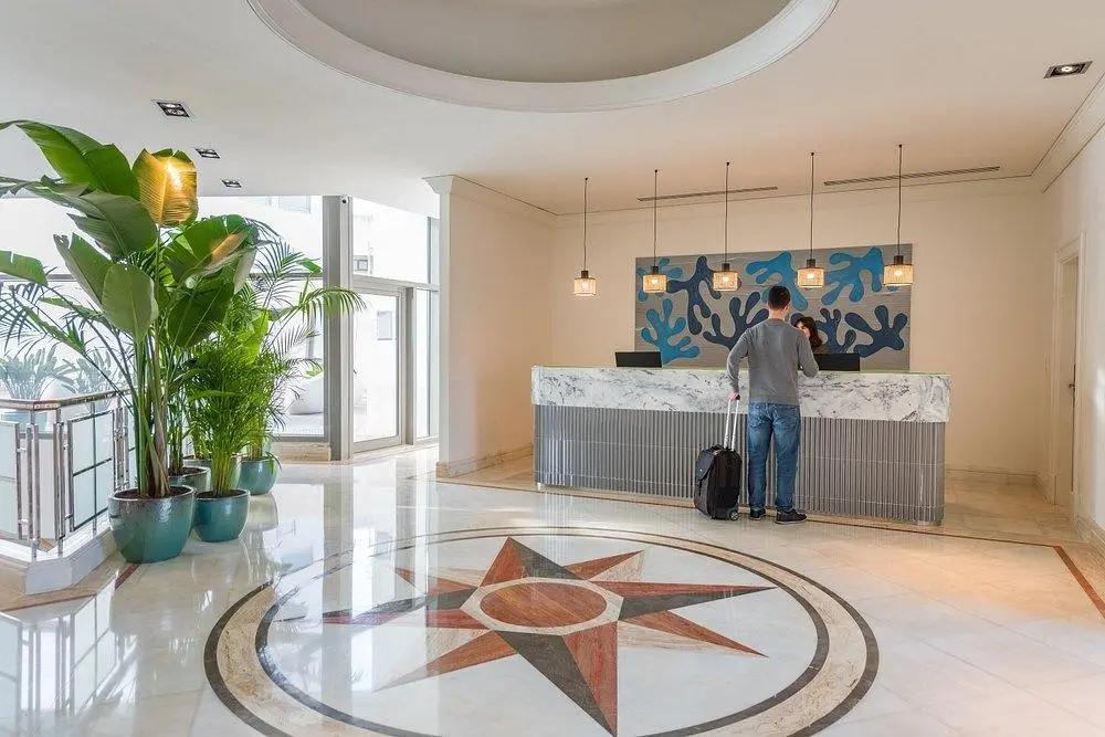 Sesimbra Oceanfront Hotel — SESIMBRA OCEANFRONT