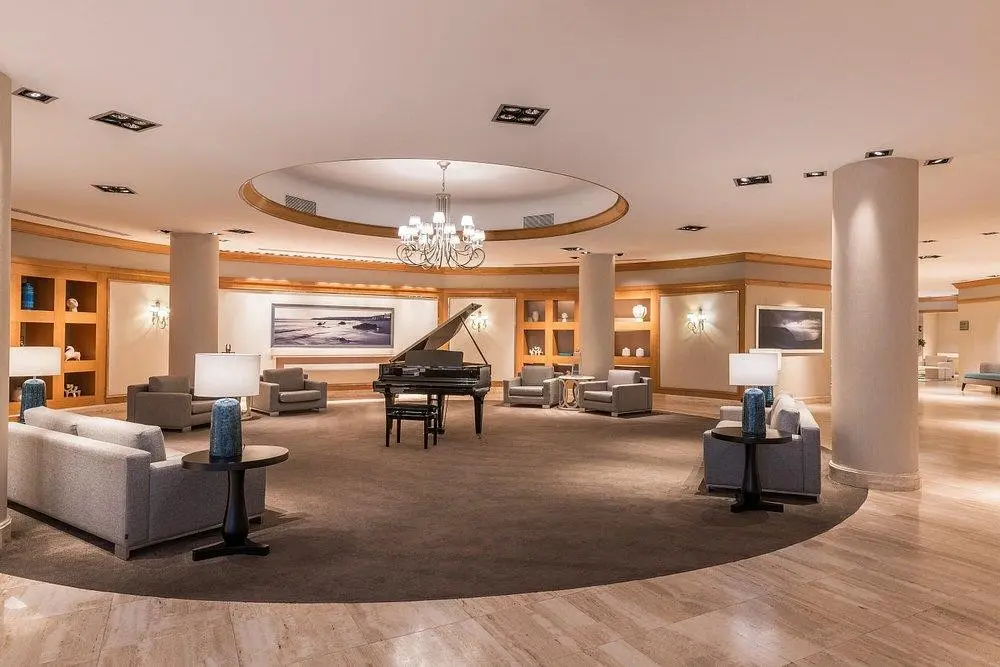 Sesimbra Oceanfront Hotel — SESIMBRA OCEANFRONT