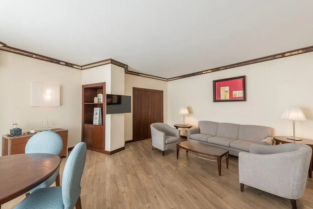 Sesimbra Oceanfront Hotel — SESIMBRA OCEANFRONT