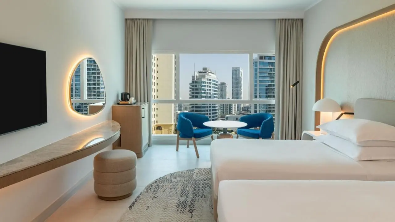 Sheraton Jumeirah Beach Resort — SHERATON JUMEIRAH BEACH