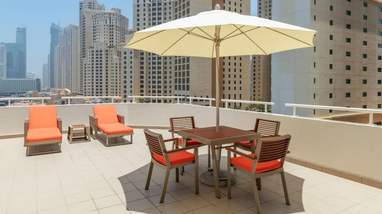 Sheraton Jumeirah Beach Resort — SHERATON JUMEIRAH BEACH