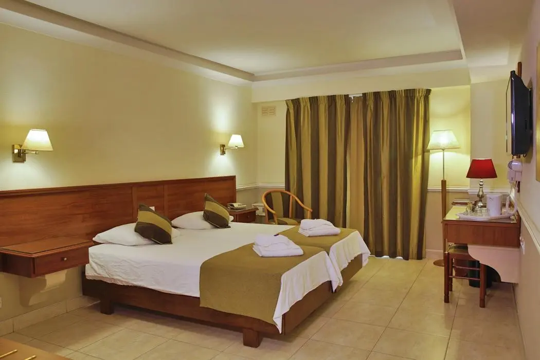 Soreda Hotel — SOREDA