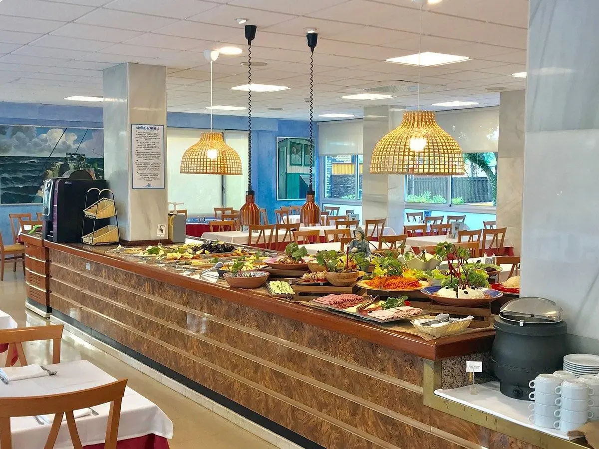 Restauracja i jedzenie w hotelu Stella Maris