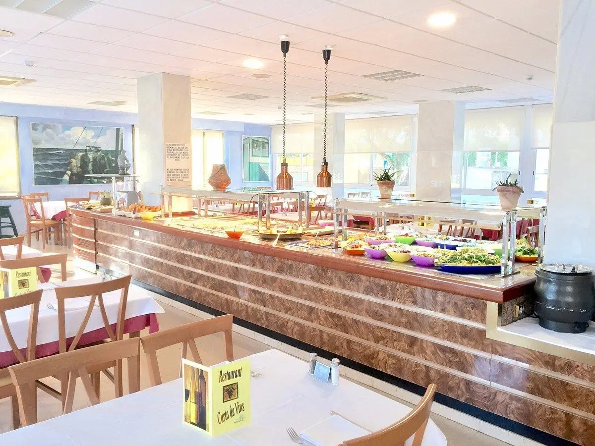 Restauracja i jedzenie w hotelu Stella Maris