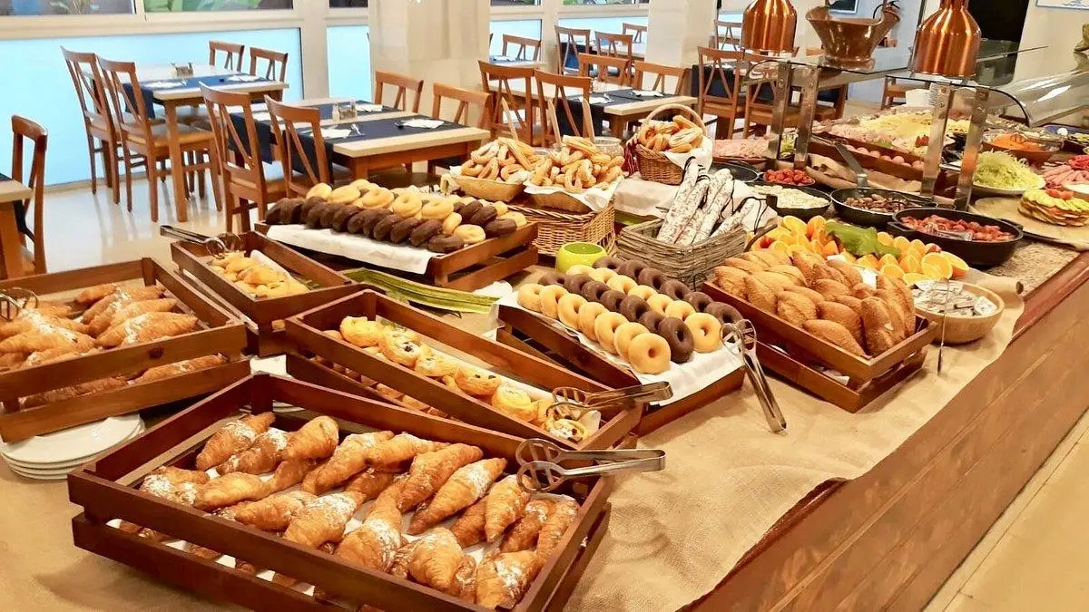 Restauracja i jedzenie w hotelu Stella Maris