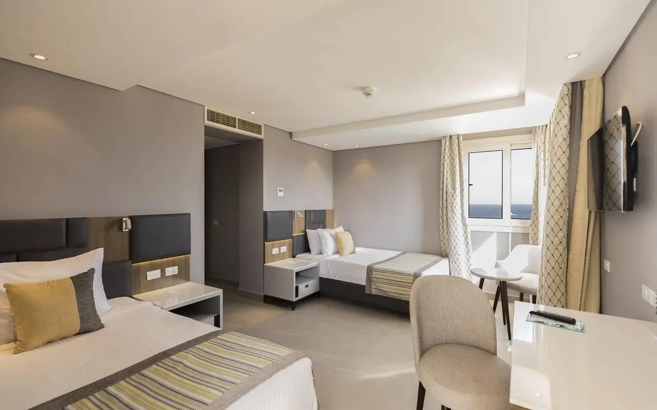 Sunrise Select Diamond Beach Resort — SUNRISE SELECT DIAMOND BEACH RESORT