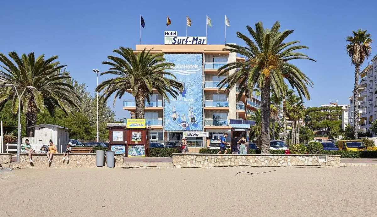Plaża przy hotelu Surf Mar