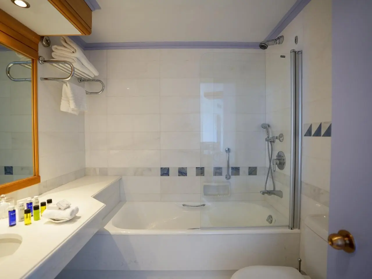 Łazienka w pokoju hotelu Thalassa Boutique Hotel & Spa