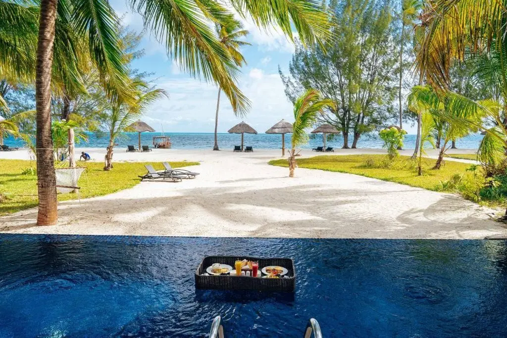 Basen w hotelu The Residence Zanzibar