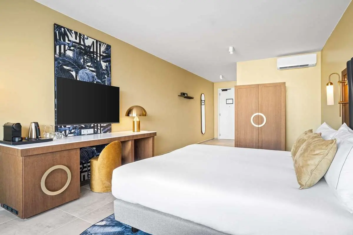 The Rif at Mangrove Beach Corendon Curacao All-Inclusive; Curio by Hilton — THE RIF AT MANGROVE BEACH CORENDON