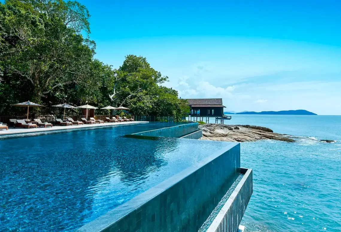Plaża przy hotelu The Ritz-Carlton, Langkawi