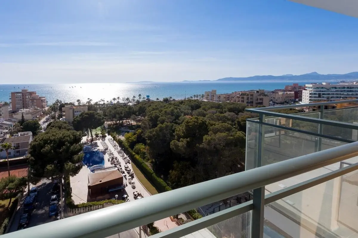 Timor Hotel — TIMOR