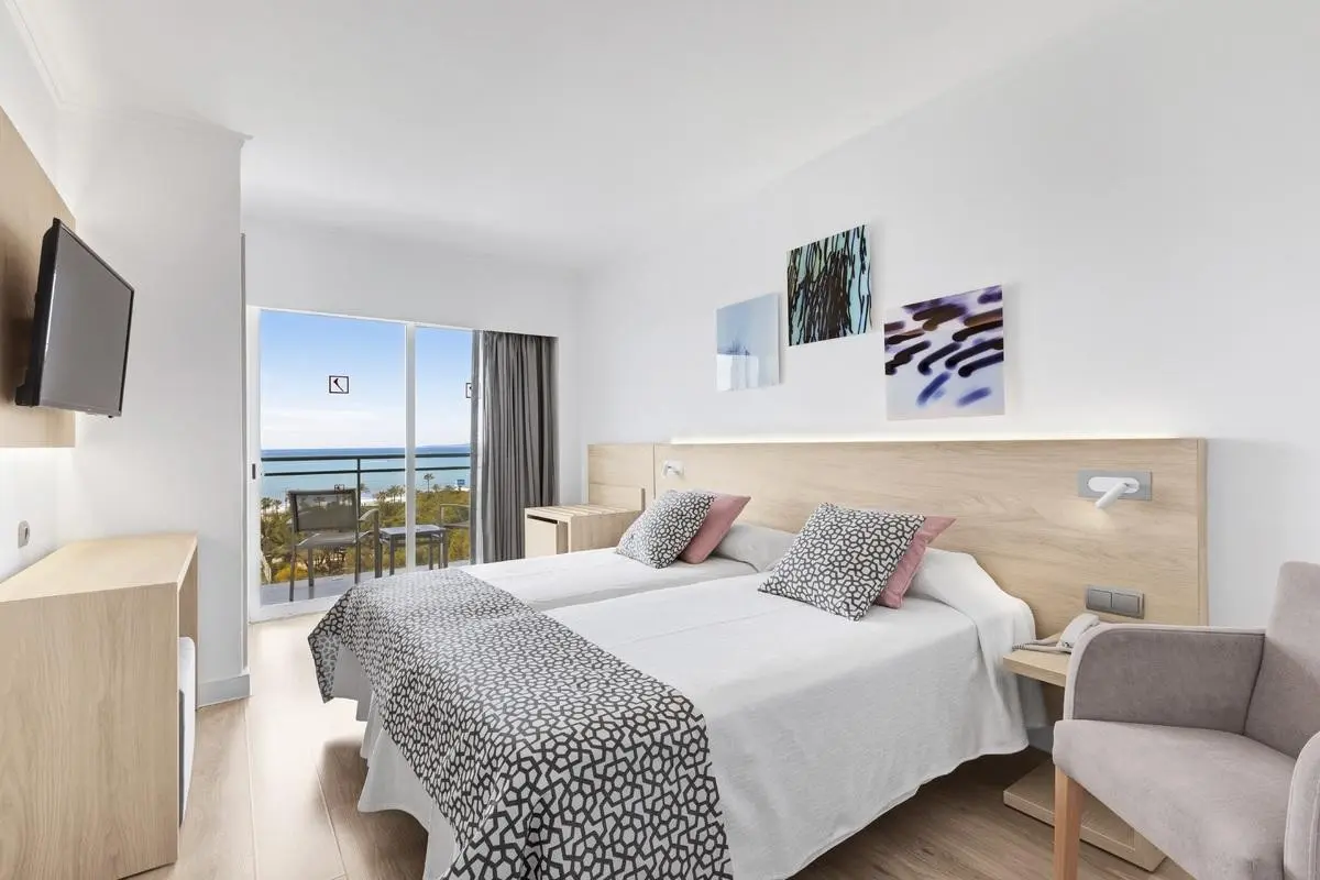 Timor Hotel — TIMOR