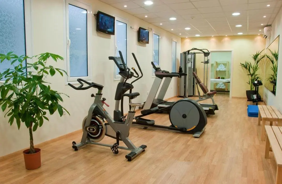 Titania Hotel — TITANIA