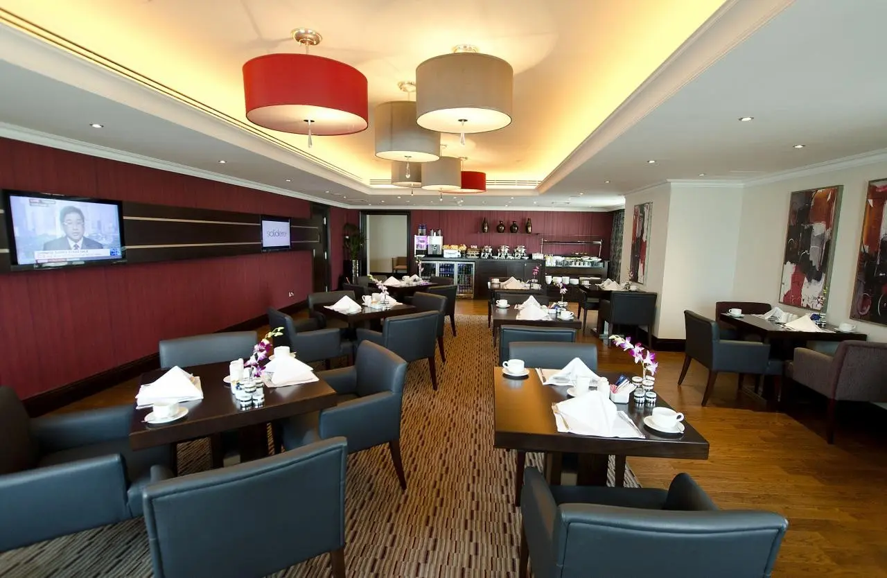 Towers Rotana — TOWERS ROTANA