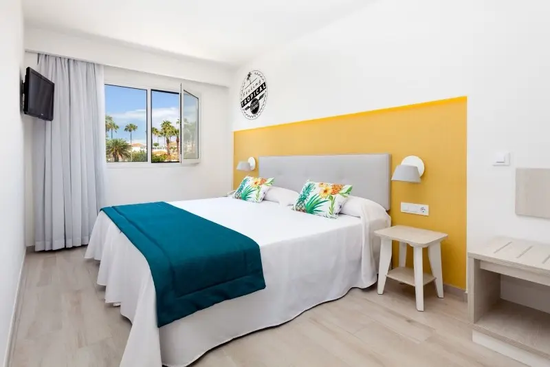 Tropical Park — TROPICAL PARK