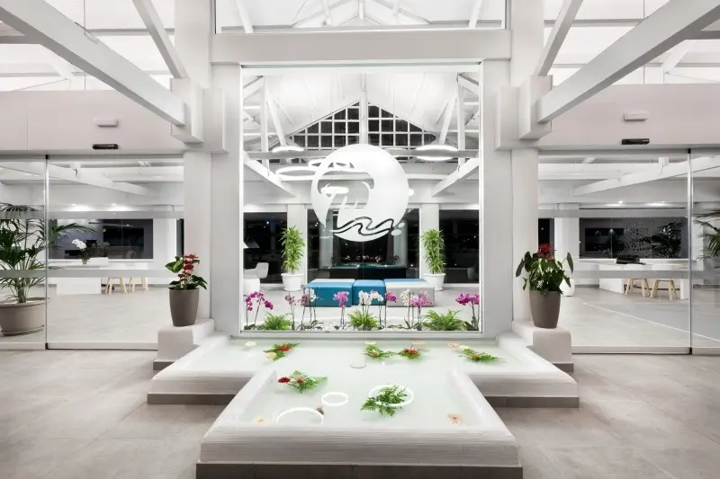 Tropical Park — TROPICAL PARK