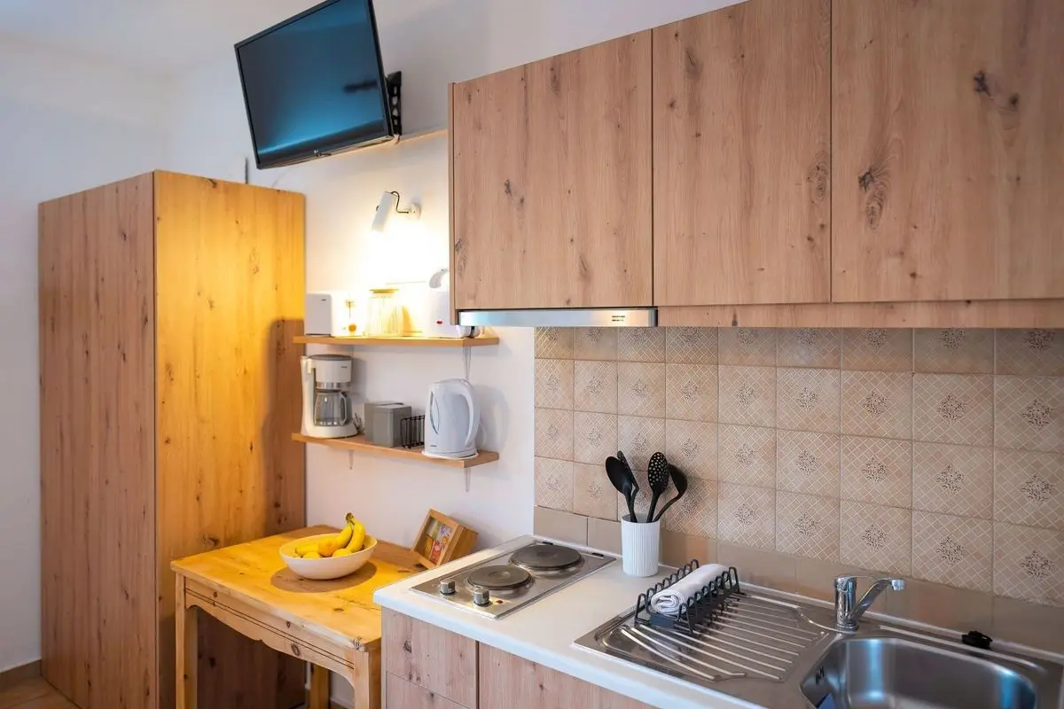 Restauracja i jedzenie w hotelu Tselios Apartments & Studios