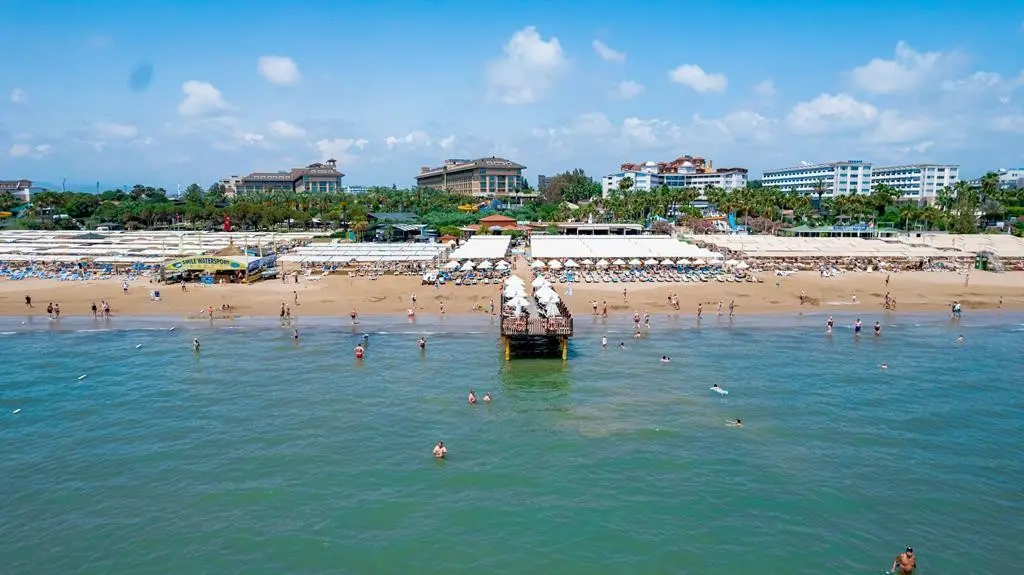 Villa Side Residence — VILLA SIDE RESIDENCE