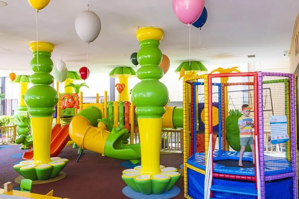 Villa Side Residence — VILLA SIDE RESIDENCE