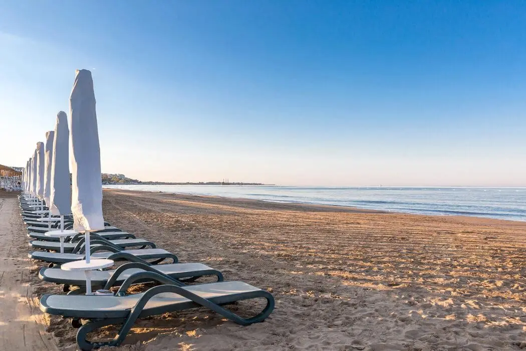 Villa Side Residence — VILLA SIDE RESIDENCE