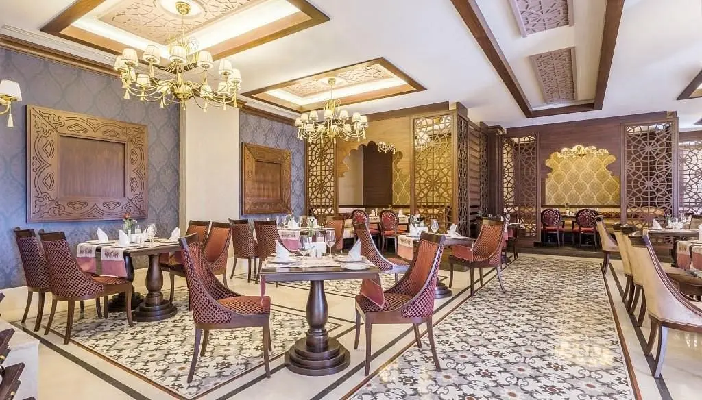 Villa Side Residence — VILLA SIDE RESIDENCE