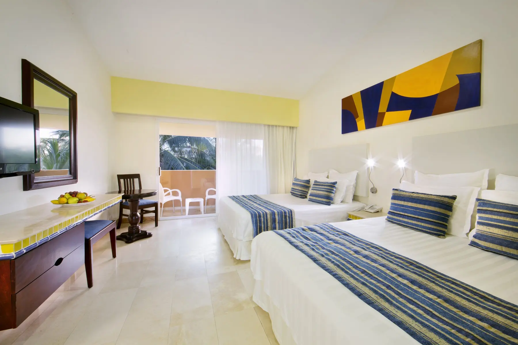 Viva Wyndham Maya — VIVA WYNDHAM AZTECA