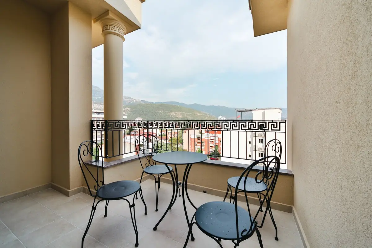 Widok z hotelu Vladimir