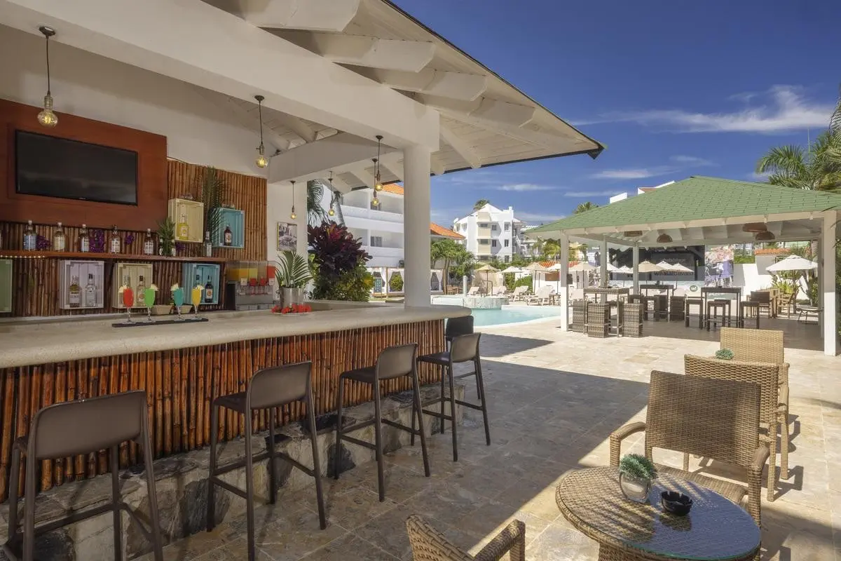 Whala!bavaro — WHALA BAVARO