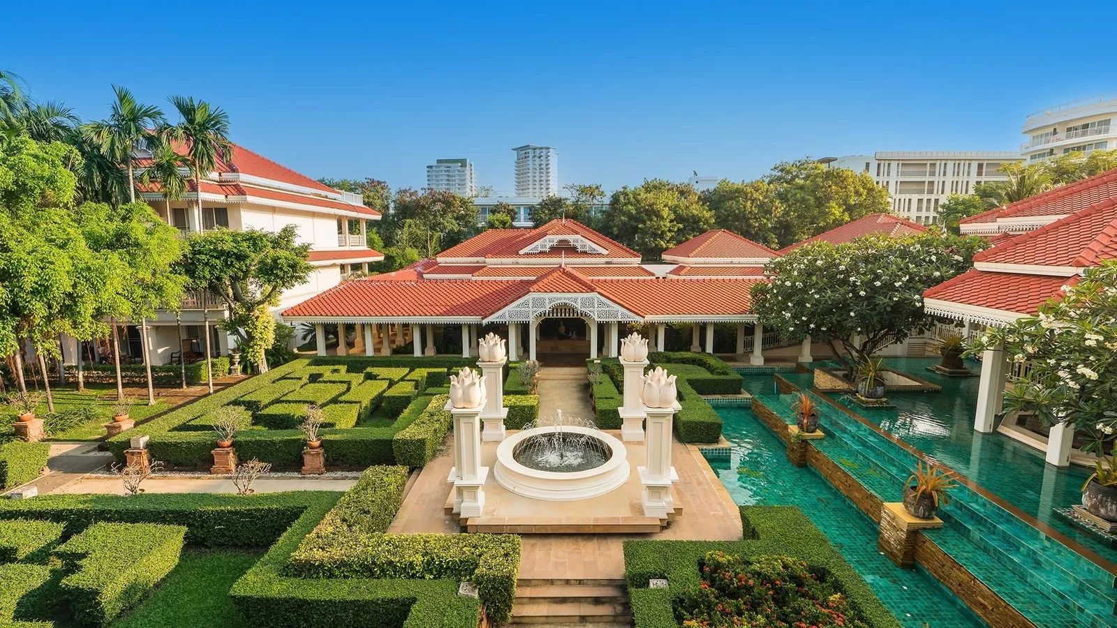 Hotel Wora Bura Hua Hin Resort & Spa