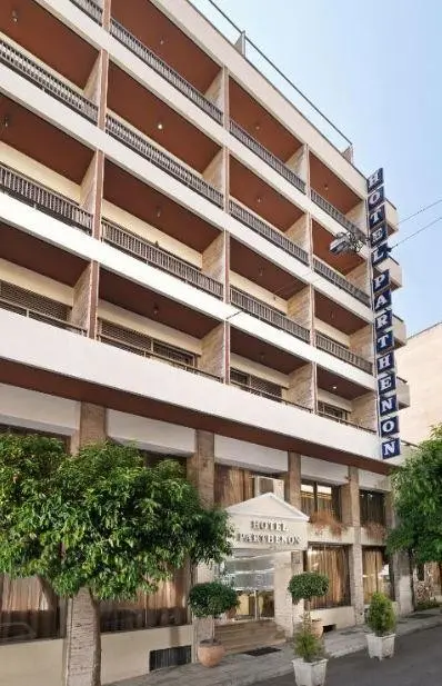 Obiekt hotelu Airotel Parthenon