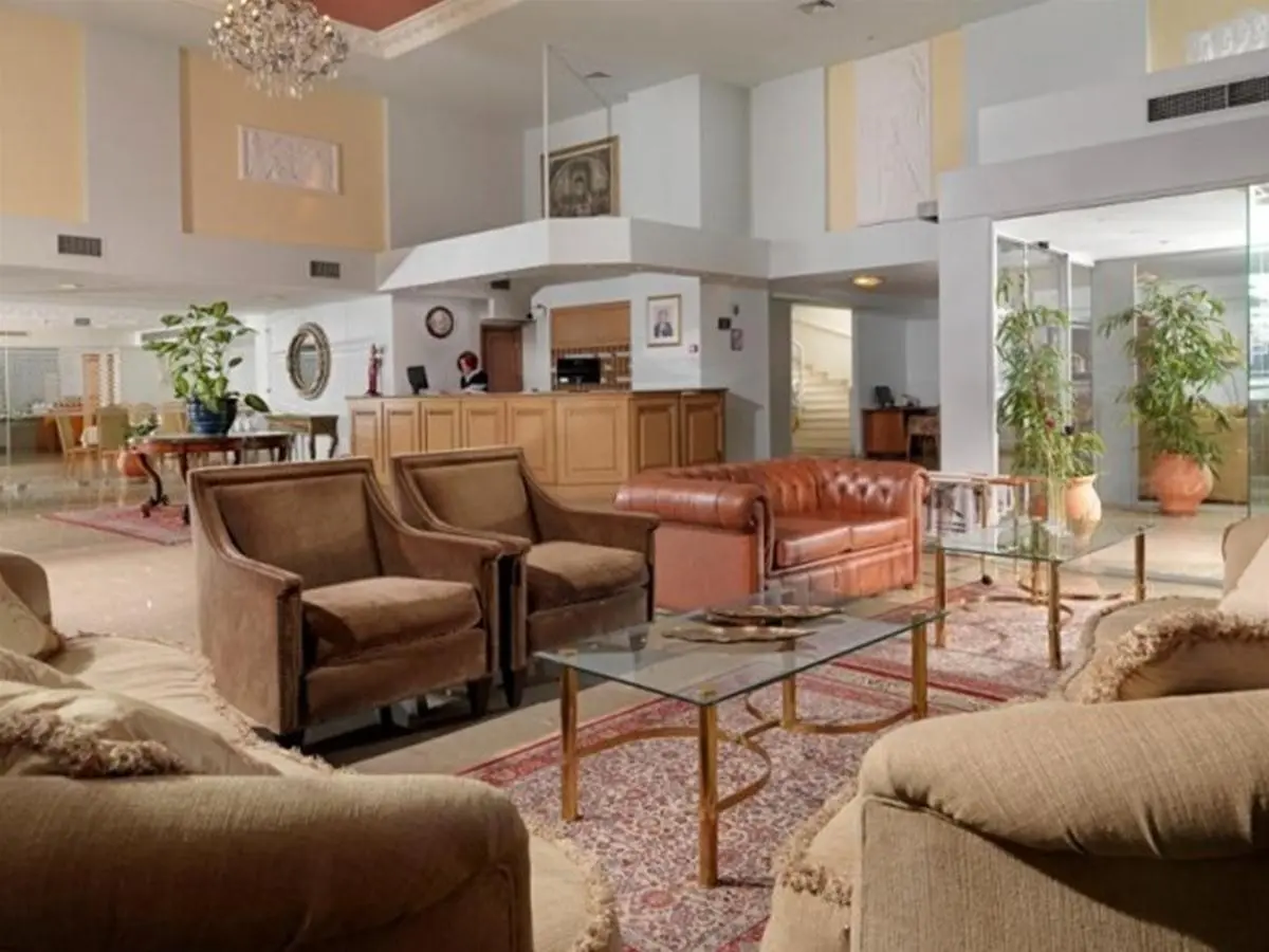 Lobby hotelu Airotel Parthenon