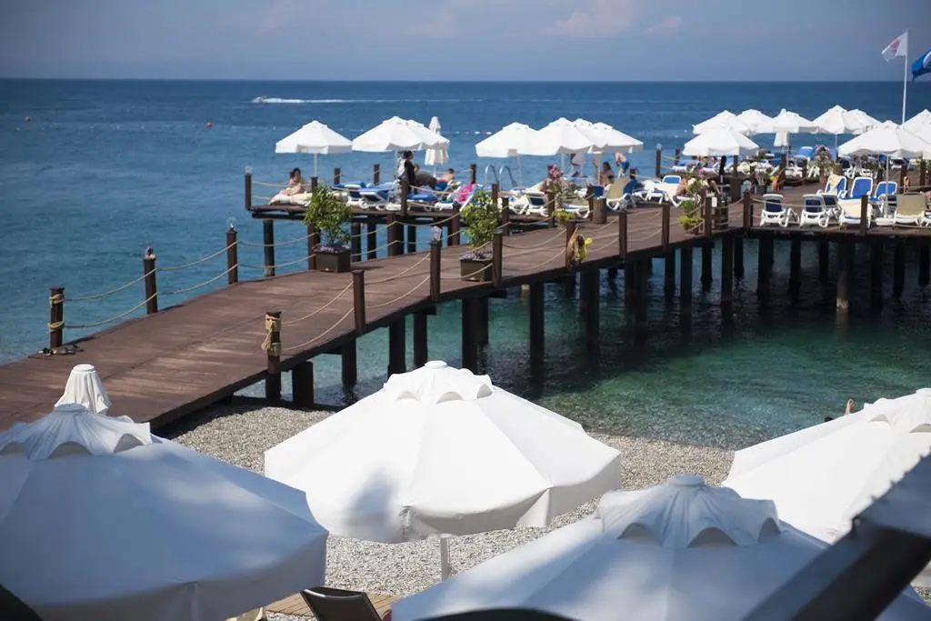 Akra Kemer — AKRA KEMER