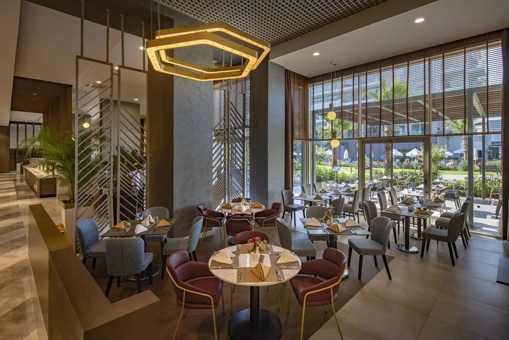 Akra Kemer — AKRA KEMER