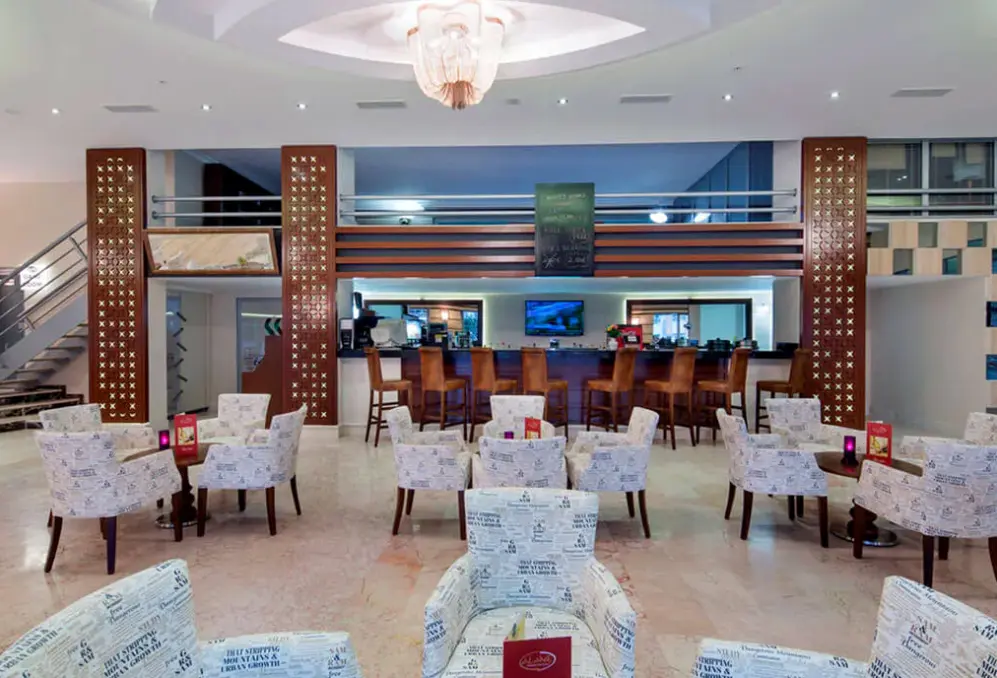 Restauracja i jedzenie w hotelu Alaiye Kleopatra