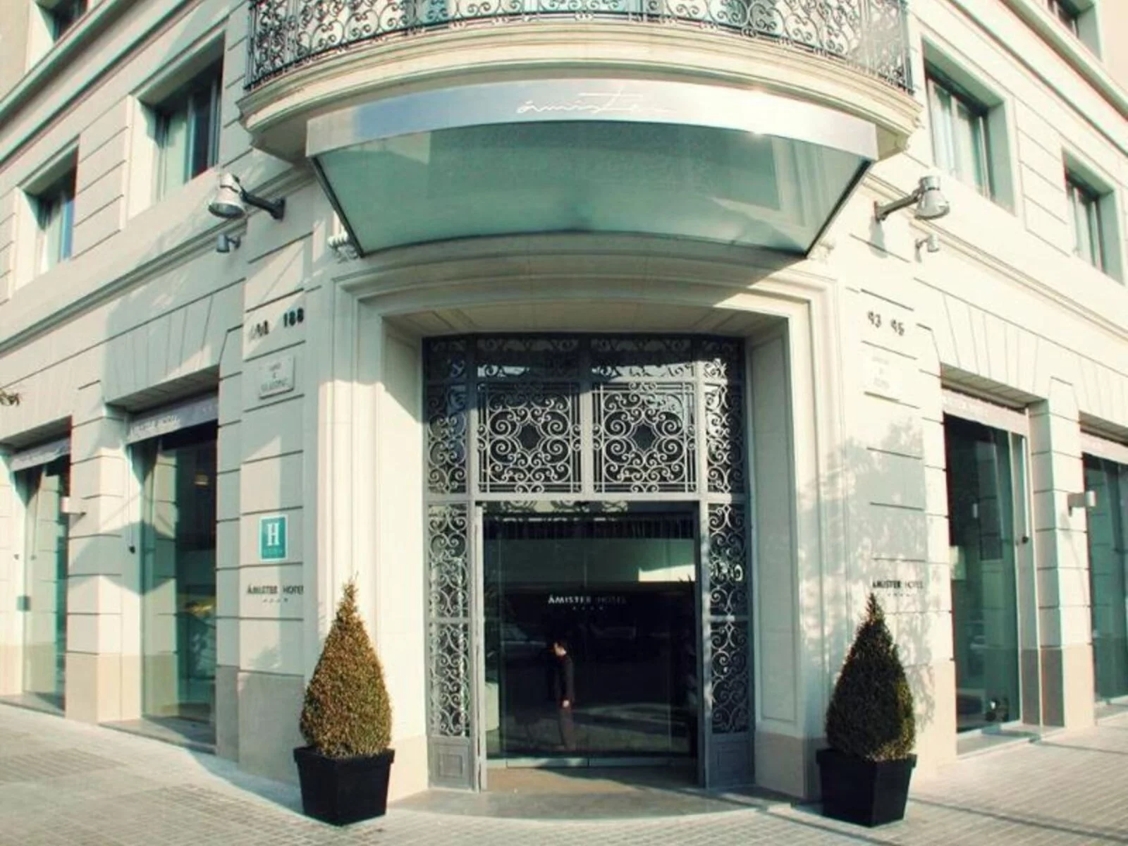 Hotel Amister Art Hotel