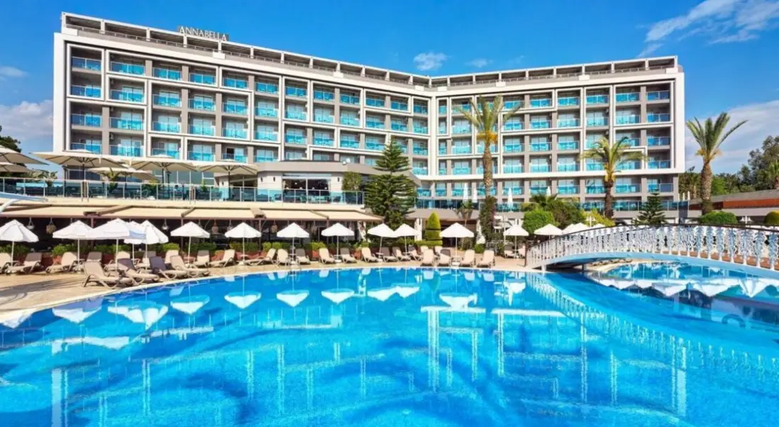 Basen w hotelu Annabella Diamond