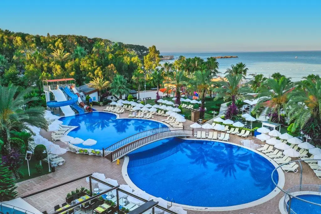 Annabella Park — ANNABELLA PARK