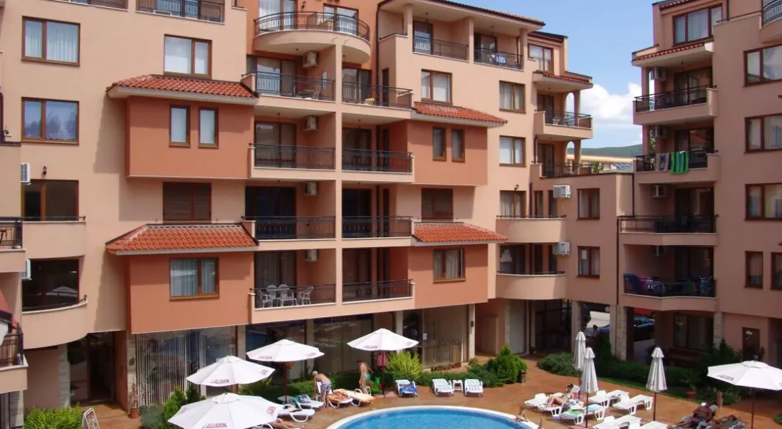 Basen w hotelu Apart-Hotel Efir