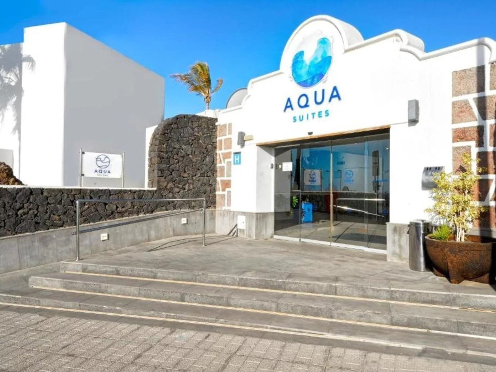 Hotel Aqua Suites Lanzarote w Hiszpania (Lanzarote) - oferta last minute