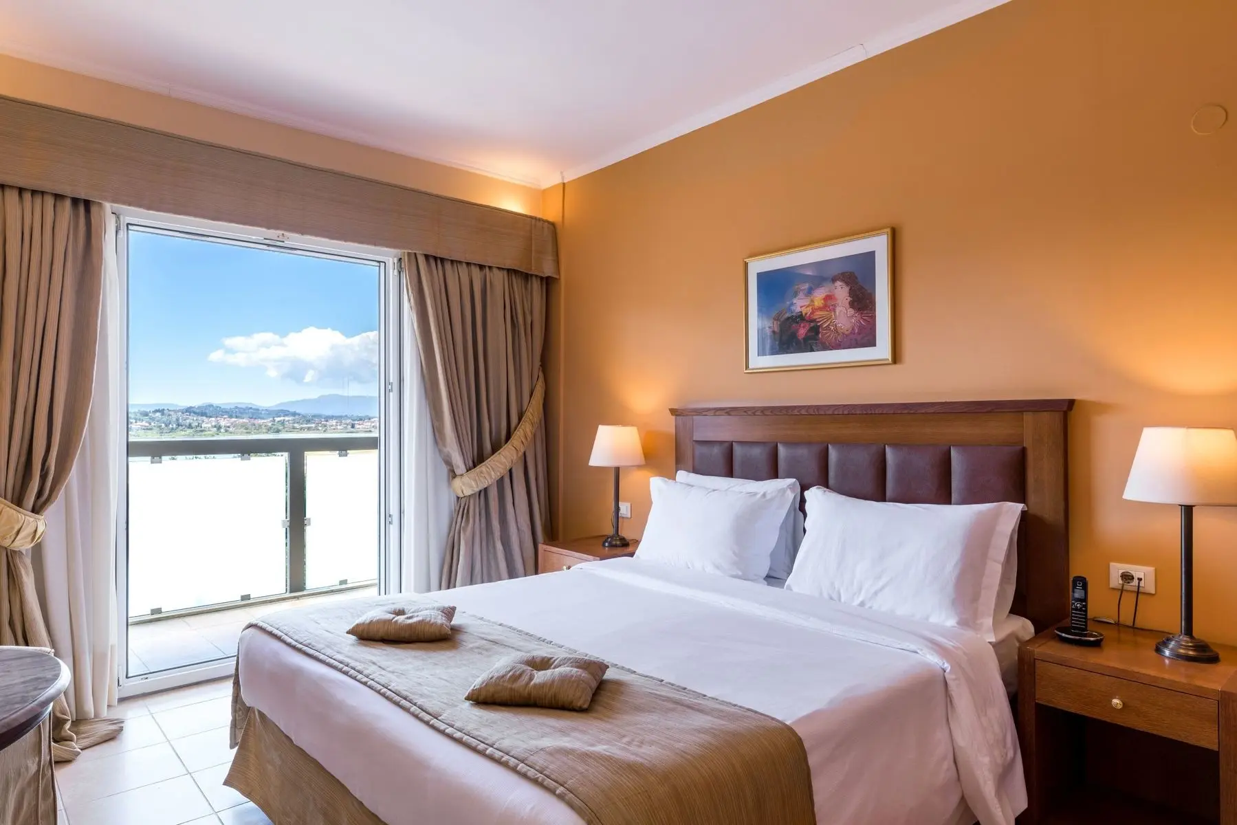 Ariti Grand — ARITI GRAND