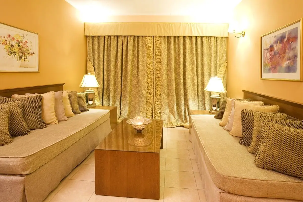 Ariti Grand — ARITI GRAND