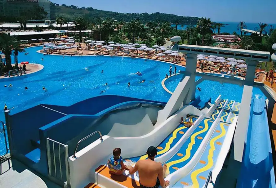 Basen w hotelu Arycanda Kirman Premium