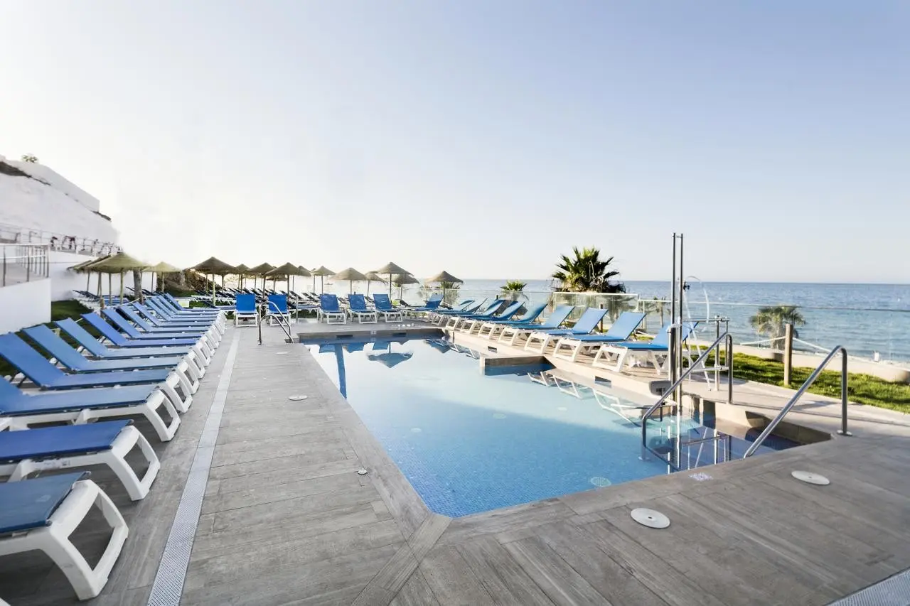 Basen w hotelu Best Benalmadena