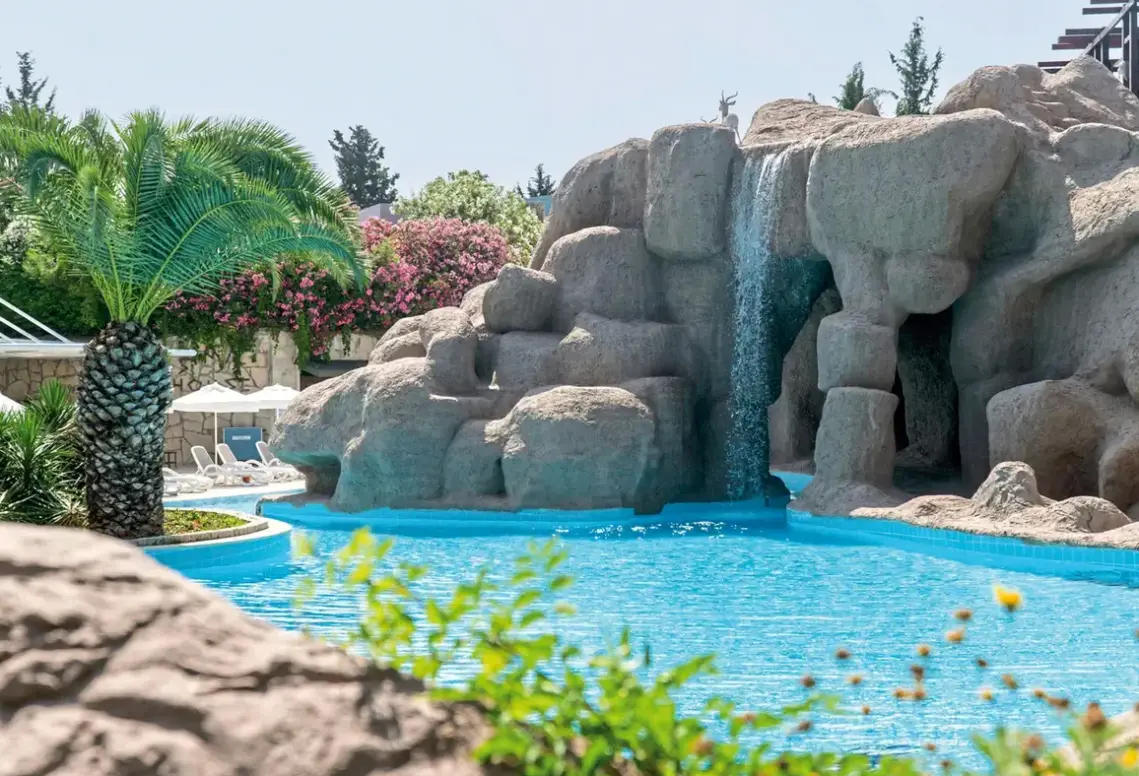 Basen w hotelu Blue Waters Club