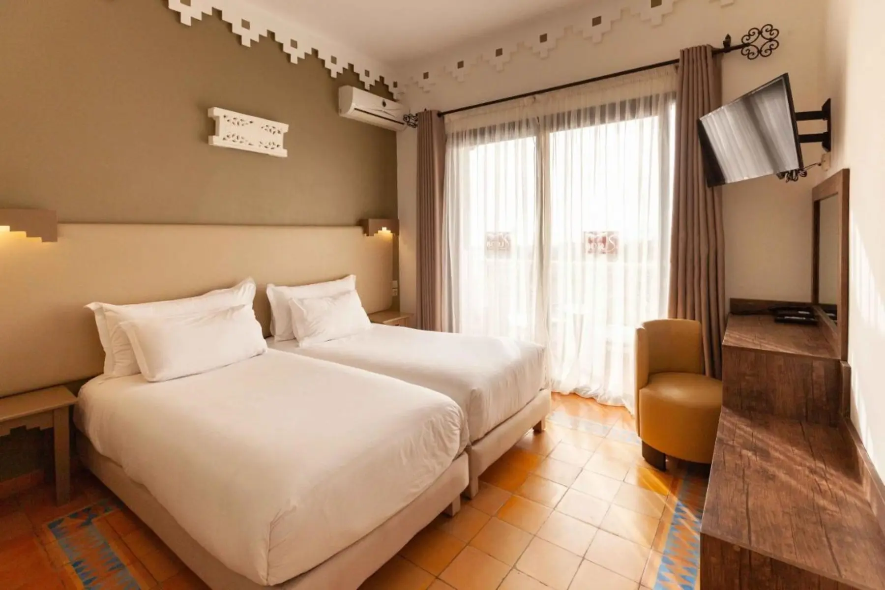 Borjs Hotel Suites & SPA — BORJS HOTEL SUITES & SPA