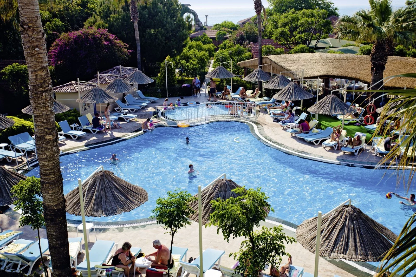 Hotel Can Garden Beach w Turcja (Riwiera Turecka) - oferta last minute