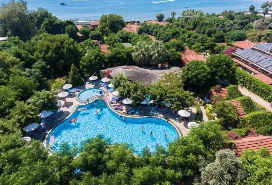 Basen w hotelu Can Garden Beach