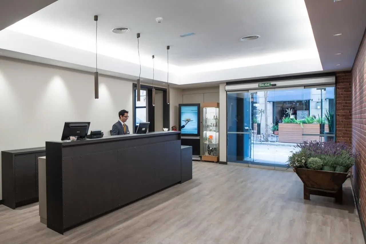Lobby hotelu Catalonia Born
