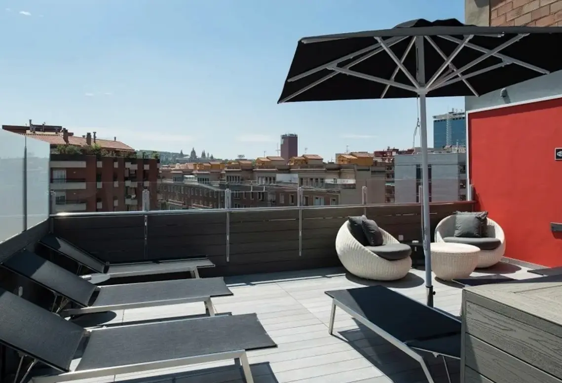 Widok z hotelu Catalonia Roma
